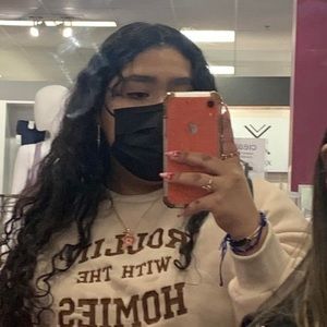 Meet your Posher, Melissa